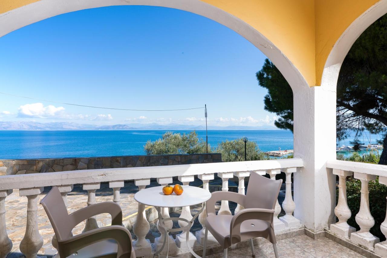 Dimitra * Benitses (Corfu)